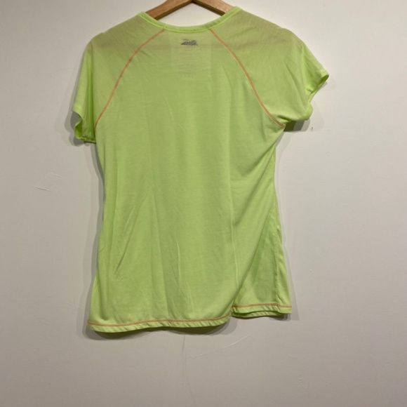 **$5 SALE** Avia Lime Green Crew Neck Stretchy Activewear T-Shirt - Picture 2 of 2